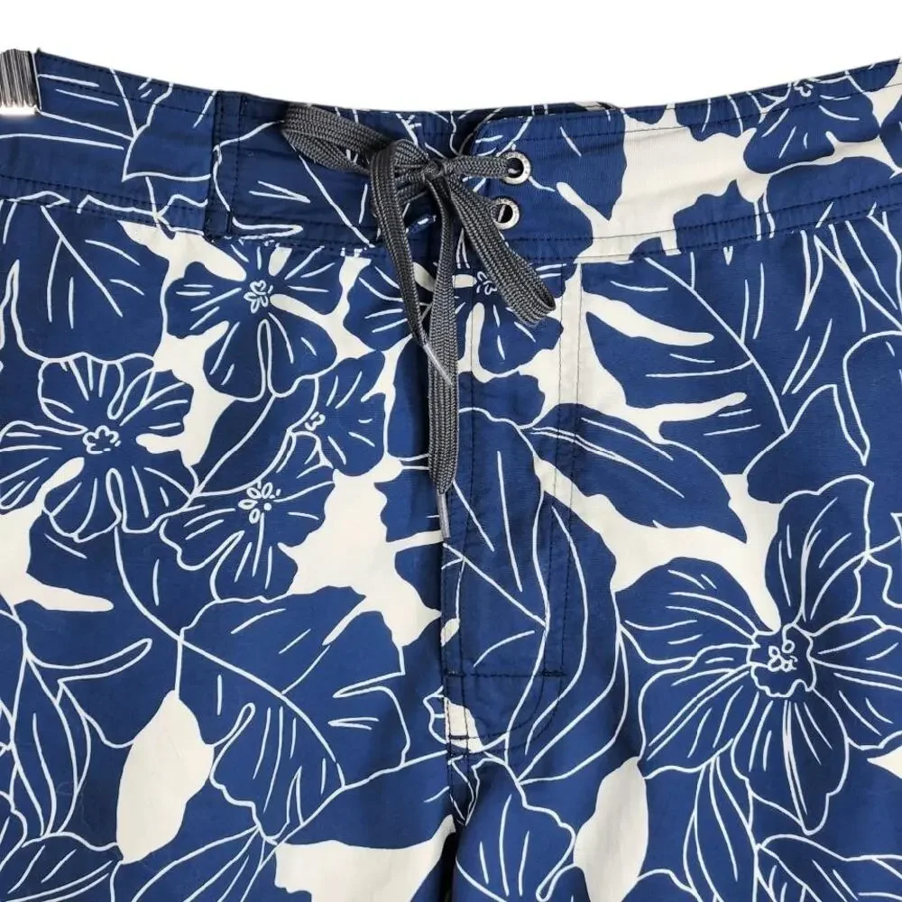 Patagonia Wavefarer Board Shorts Tropical Floral Men's Size 31 Blue Cream‎